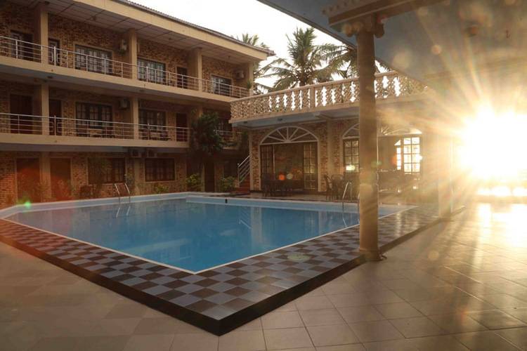 Oasis Beach Resort