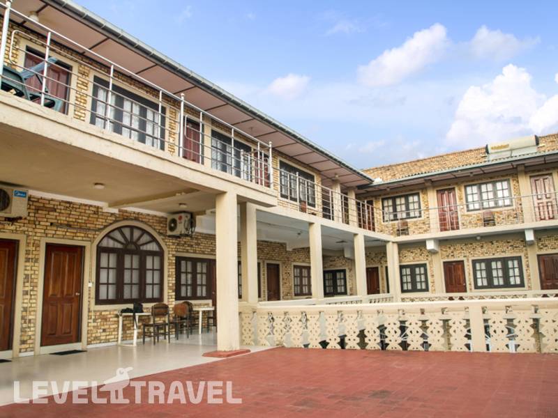 Фотография Oasis Beach Resort