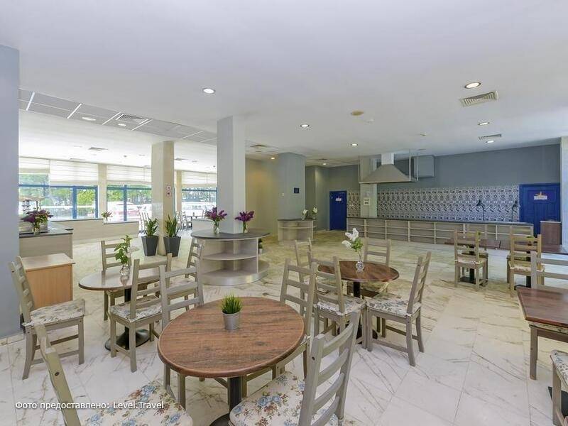 Фотография Holiday Park Hotel