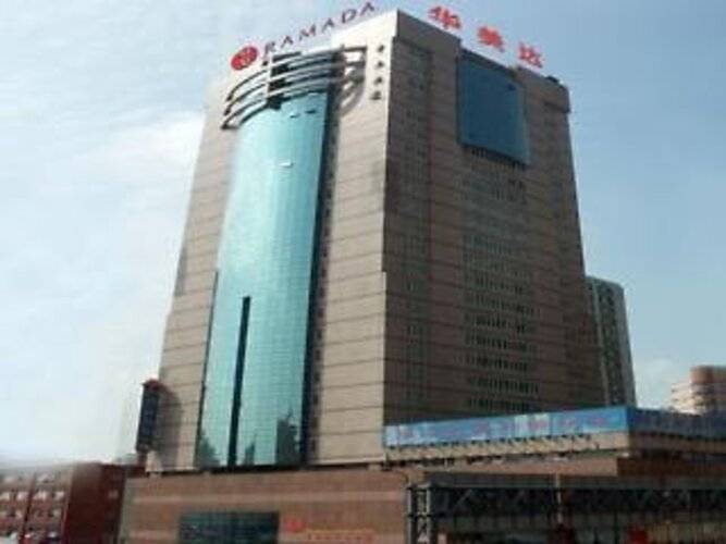 Ramada Zhabei Hotel