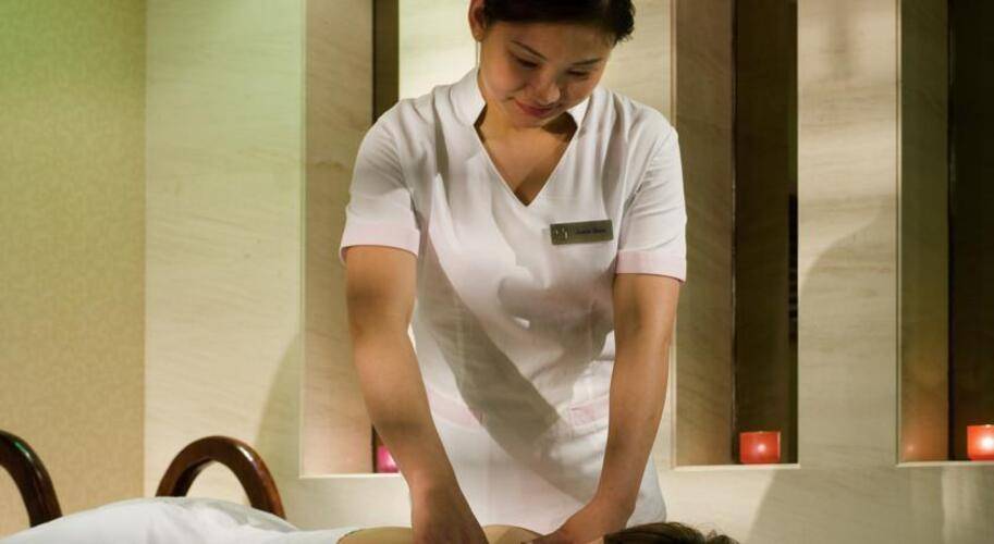 Novotel Xinqiao Hotel