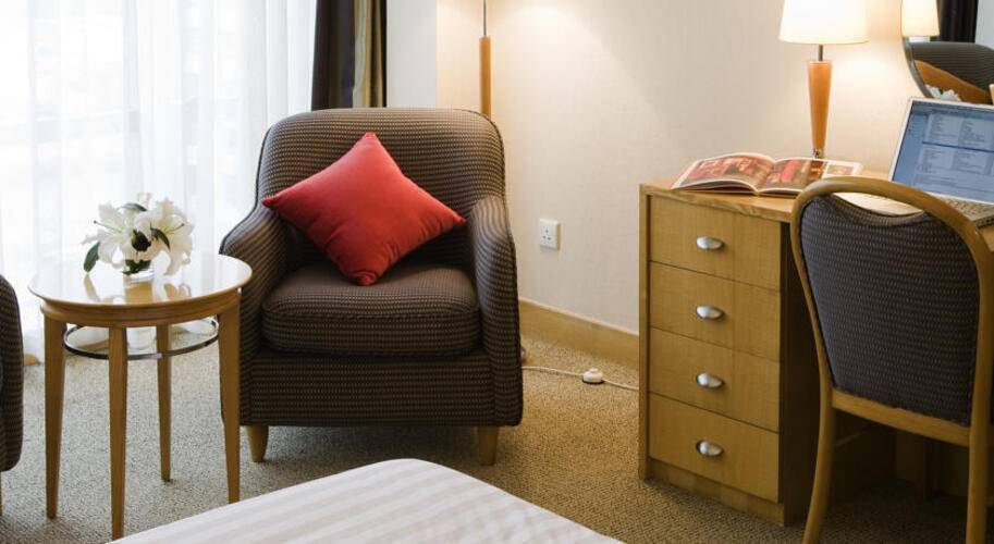 Novotel Xinqiao Hotel