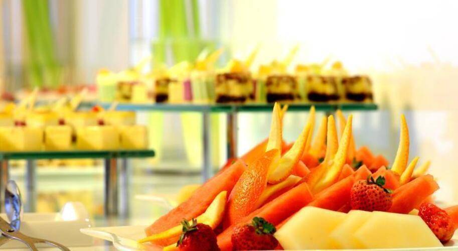 Novotel Xinqiao Hotel