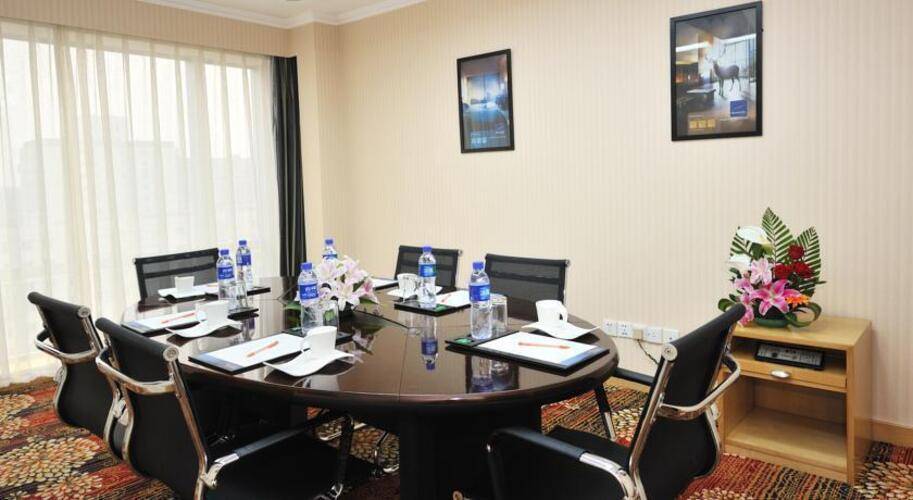 Novotel Xinqiao Hotel