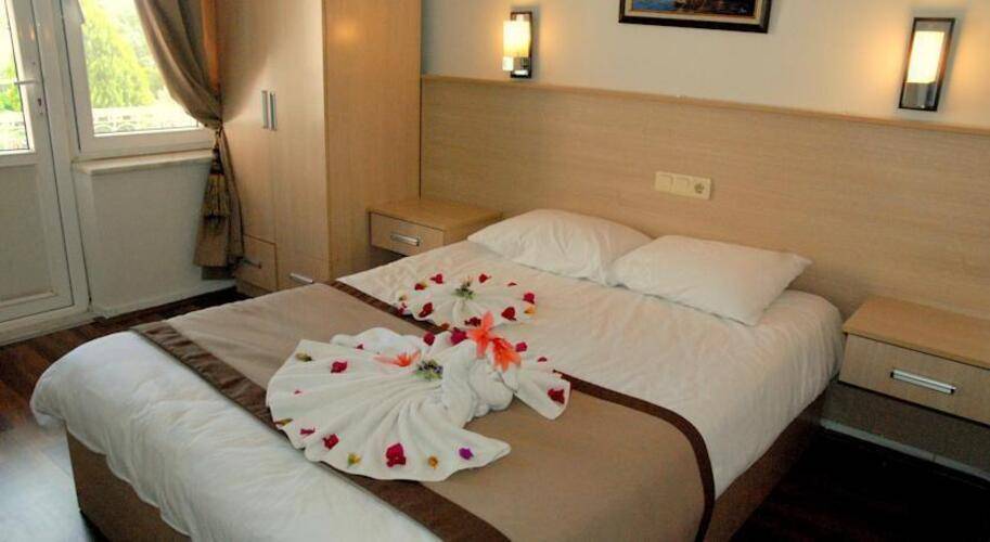Caria Royal Hotel