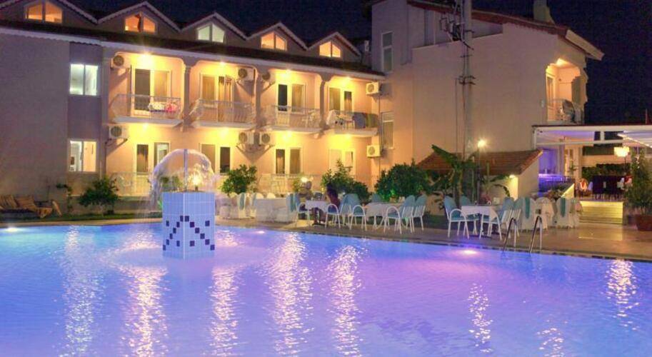 Caria Royal Hotel