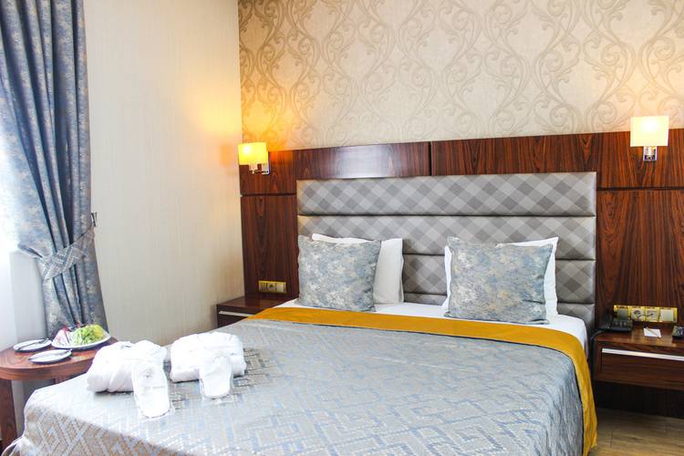 Midmar Deluxe Hotel