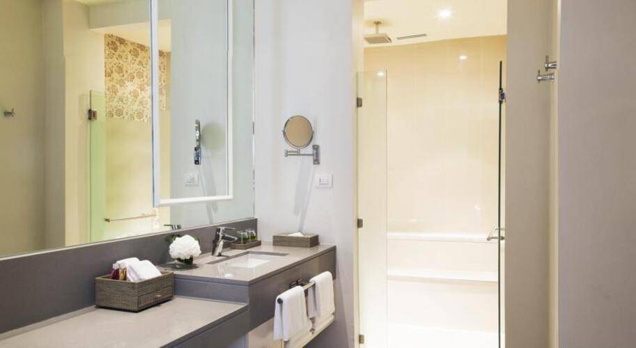 U Sathorn Bangkok Hotel