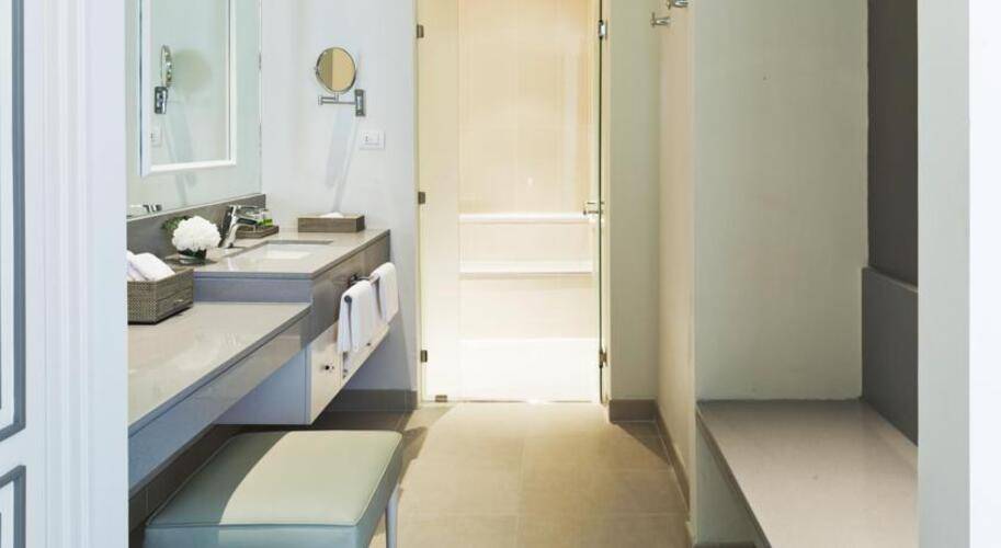 U Sathorn Bangkok Hotel
