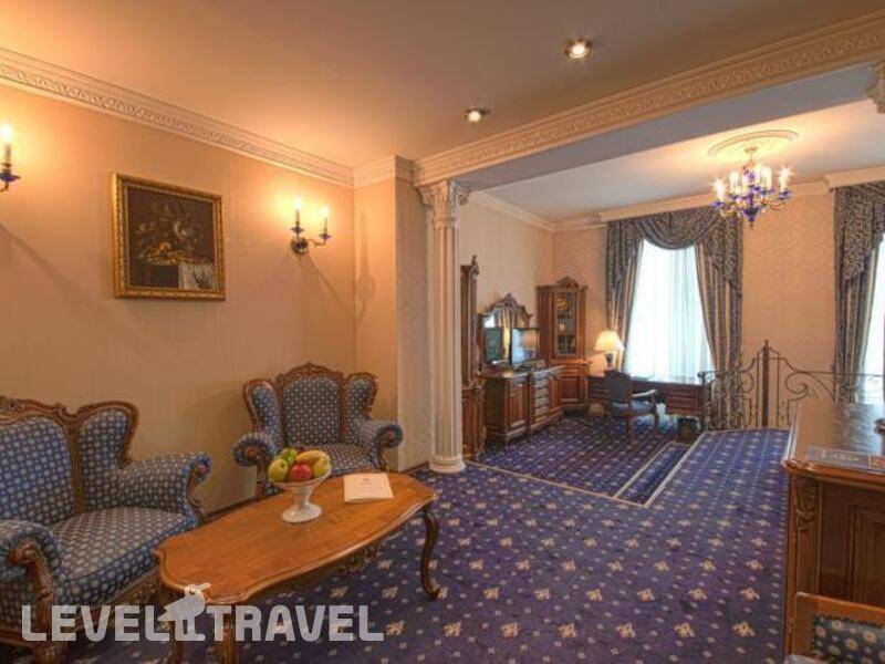 Фотография Grand Hotel London