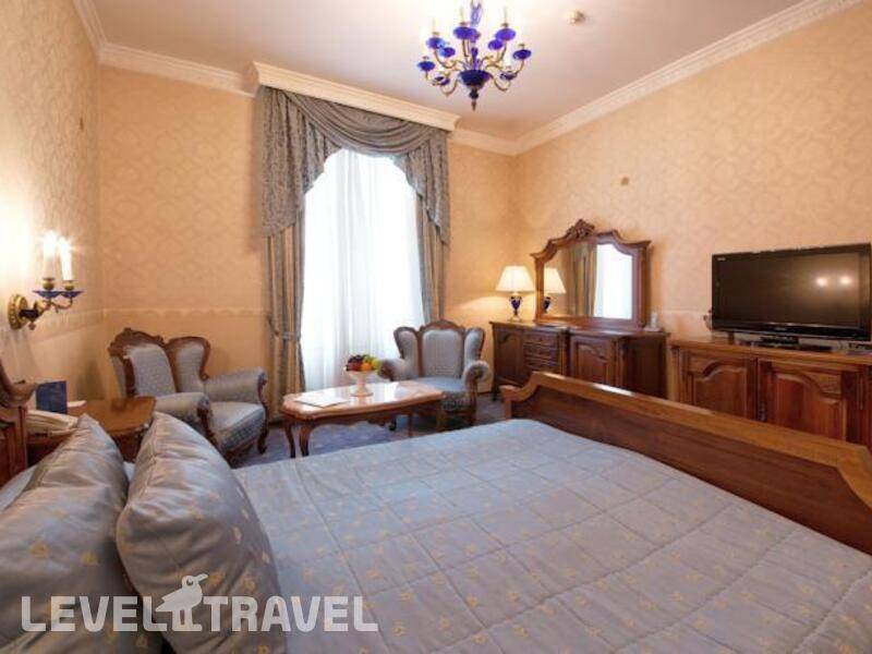 Фотография Grand Hotel London
