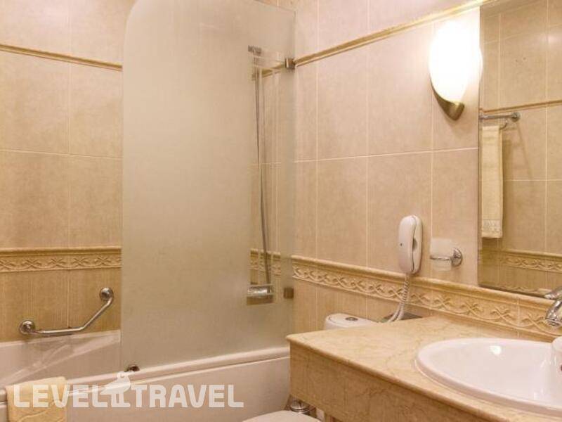 Фотография Grand Hotel London
