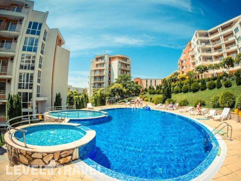 Фотография Crown Fort Club Apartment