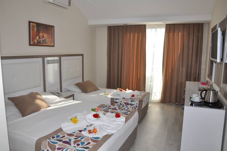 Acar Hotel