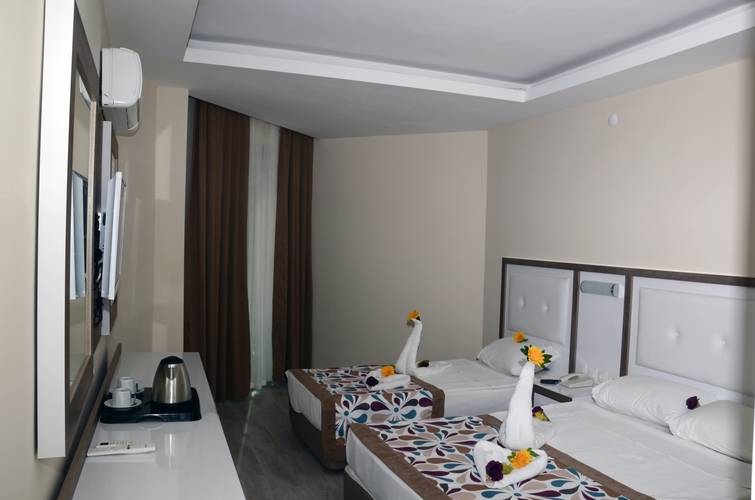 Acar Hotel