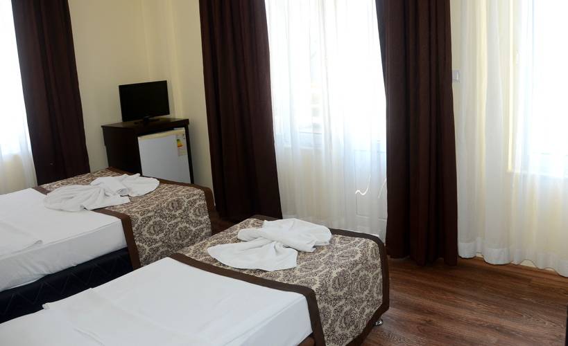 Acar Hotel