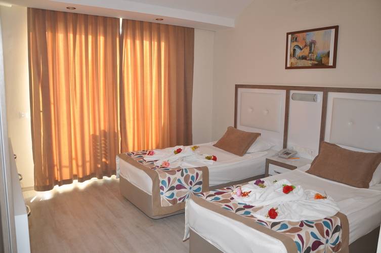 Acar Hotel