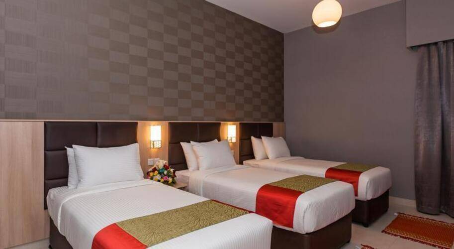 Florida Square Hotel
