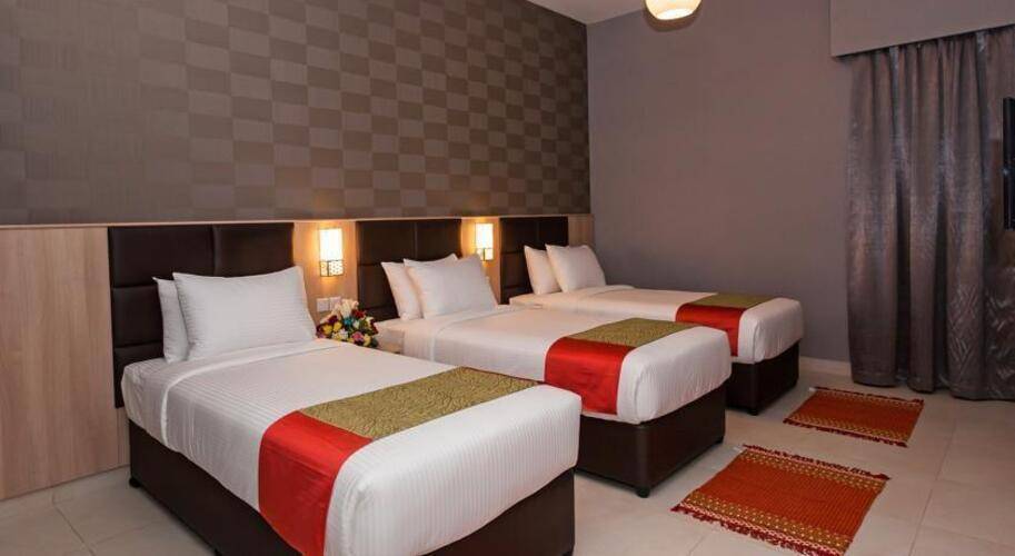 Florida Square Hotel