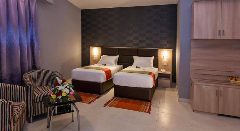 Florida Square Hotel