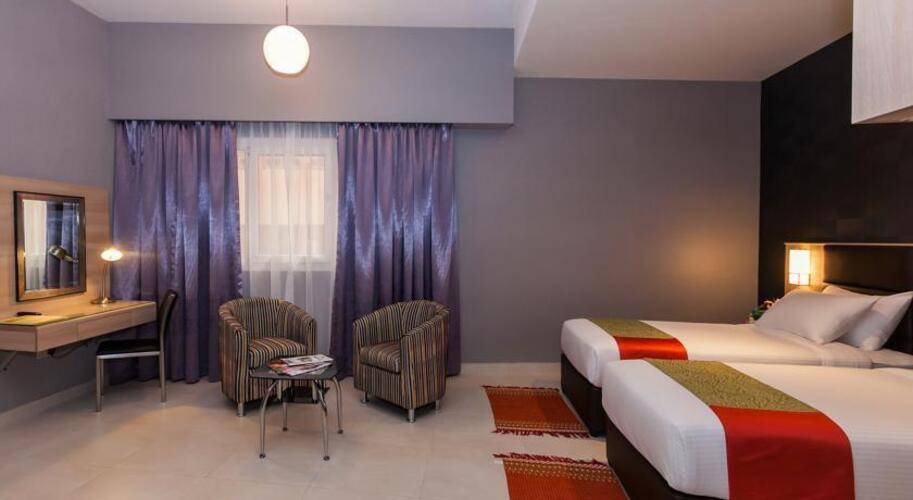 Florida Square Hotel
