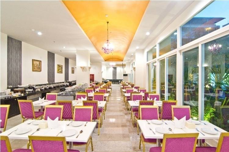Grand Bella Hotel