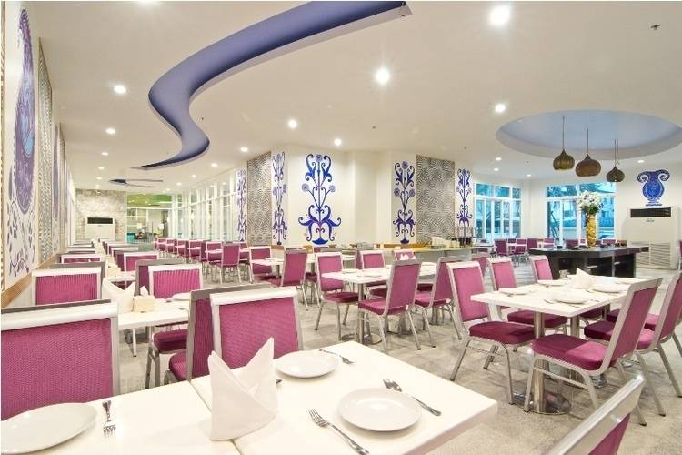 Grand Bella Hotel