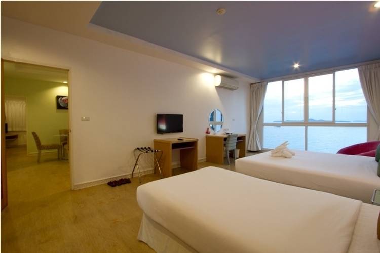 Grand Bella Hotel