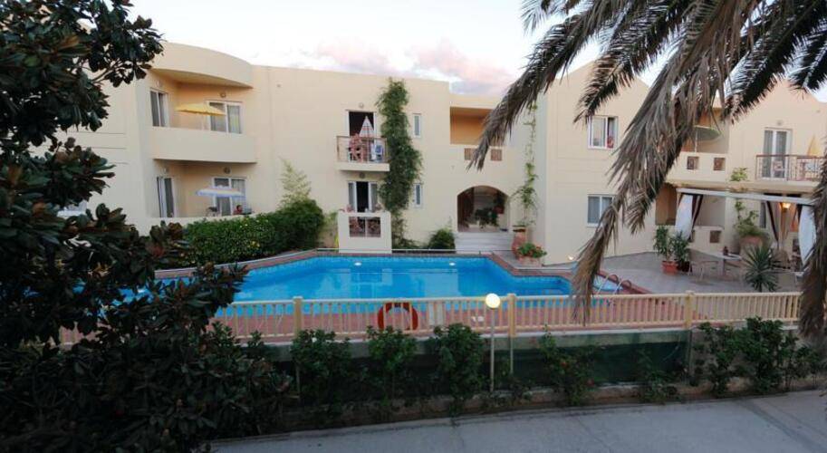 Lambrinos Suites Hotel