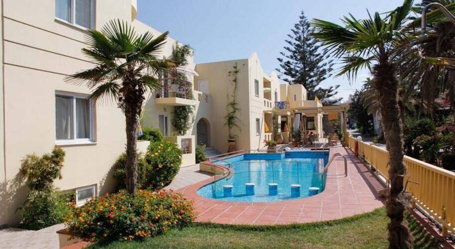 Lambrinos Suites Hotel