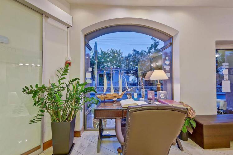 Marin Dream Hotel