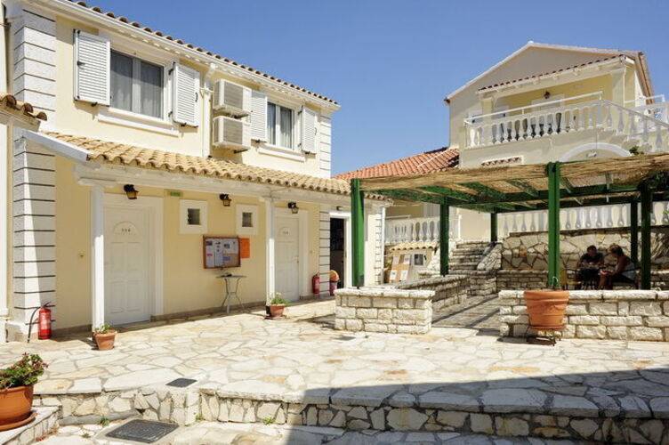 Kassiopi Bay Apart