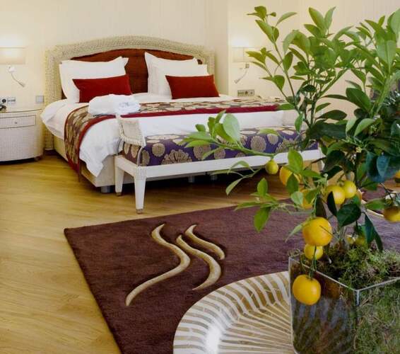 Divani Apollon Suites Hotel