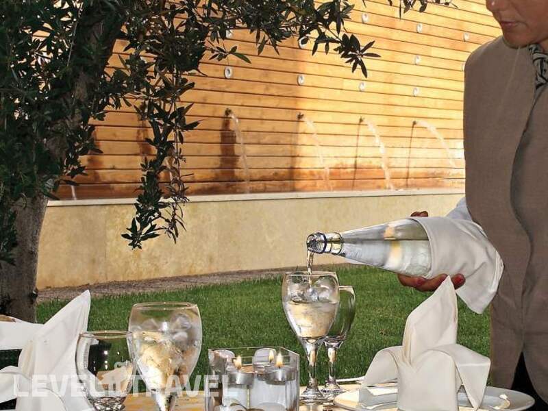 Фотография Divani Apollon Suites Hotel