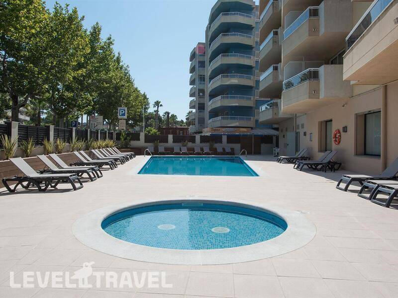 Фотография California Apartments