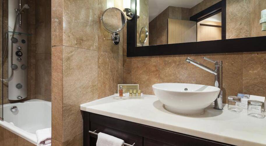 Eurostars Monumental Hotel — фото 17