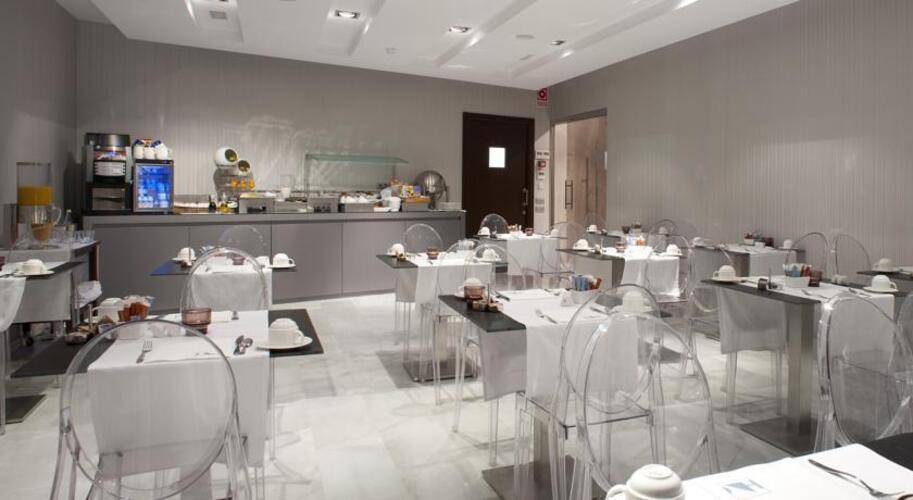 Eurostars Ramblas Hotel — фото 25