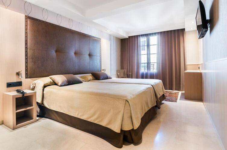 Gran Hotel Barcino — фото 7