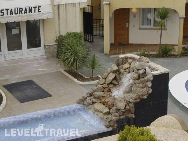 Фотография Jardines Del Plaza Aparthotel