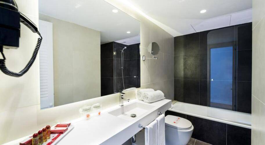 Guitart Grand Passage Hotel — фото 17