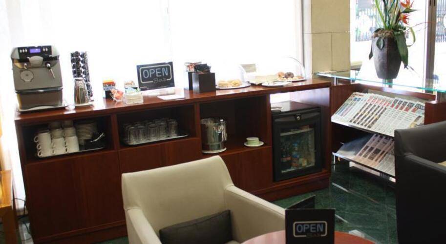 Nh Barcelona Centro Hotel — фото 6