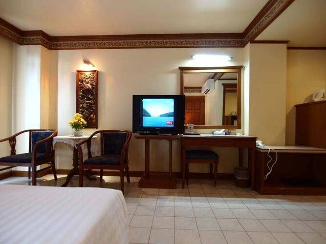 Phi Phi Hotel