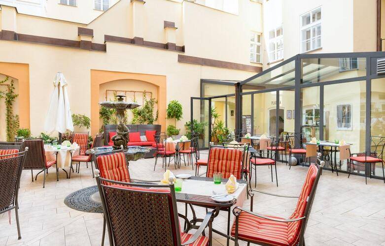 Leonardo Hotel