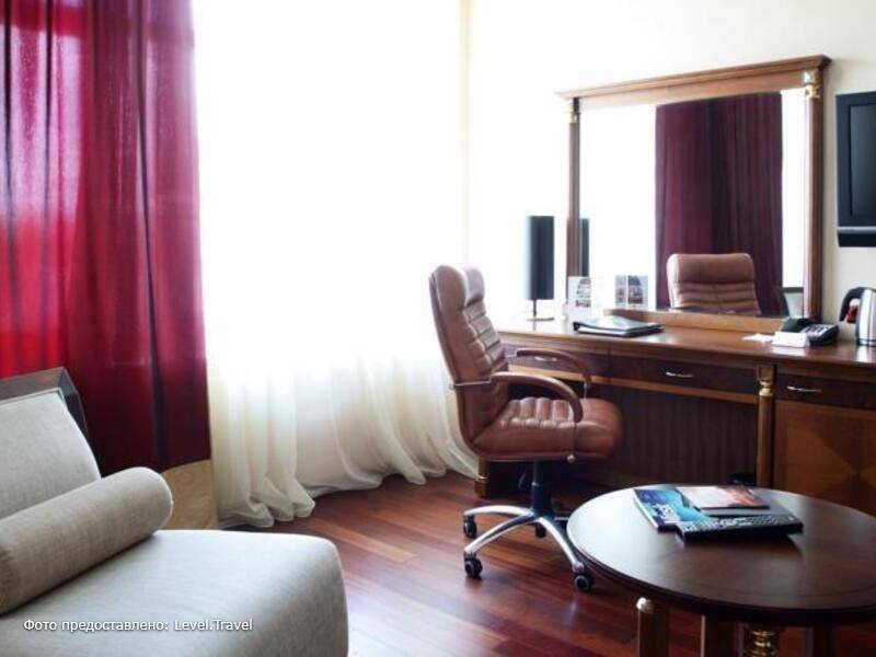 Фотография Crowne Plaza Minsk Hotel