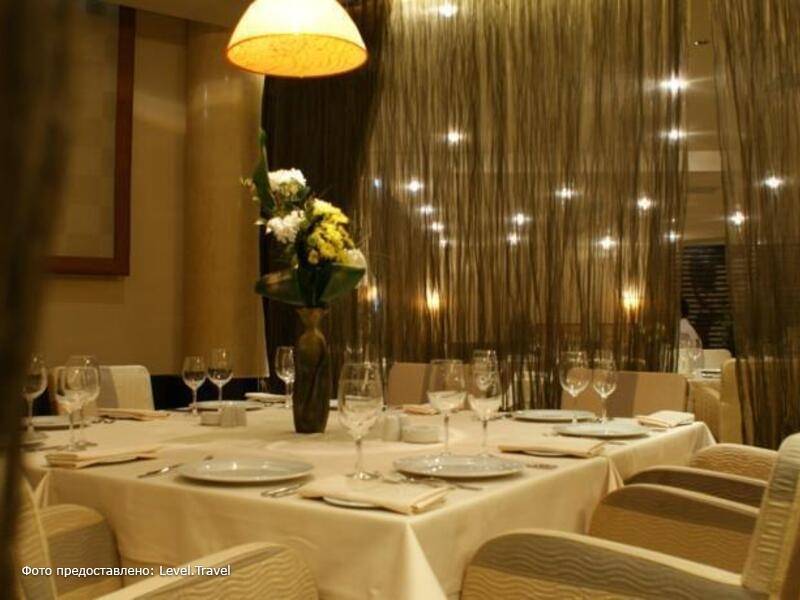 Фотография Crowne Plaza Minsk Hotel