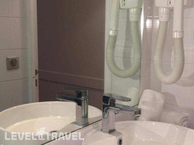 Фотография Mondial Hotel