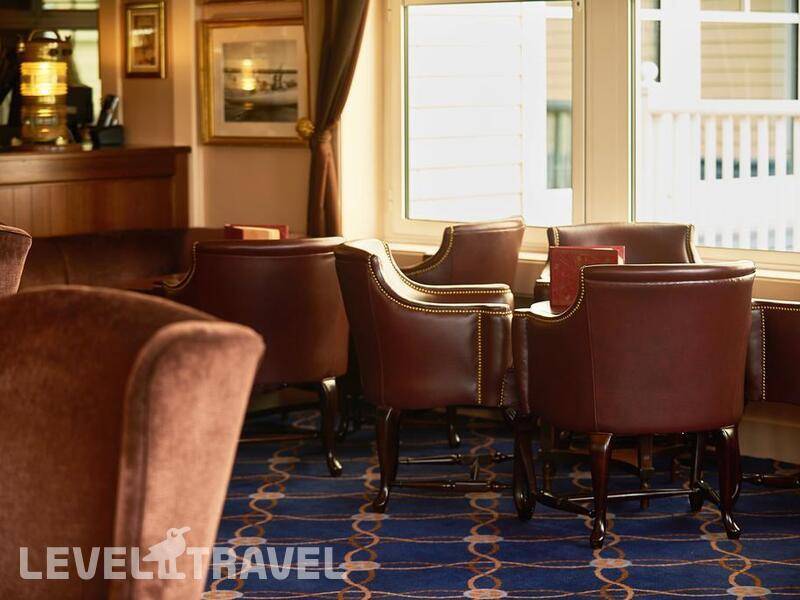 Фотография Disney’S Newport Bay Club