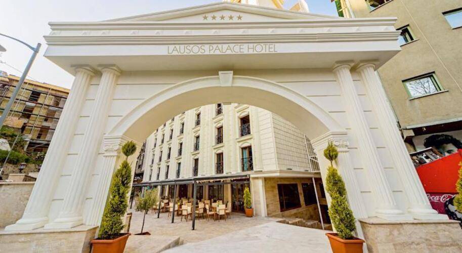 Lausos Palace Hotel