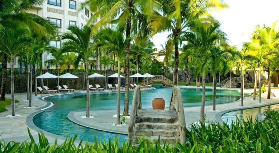 Olalani Resort & Condotel
