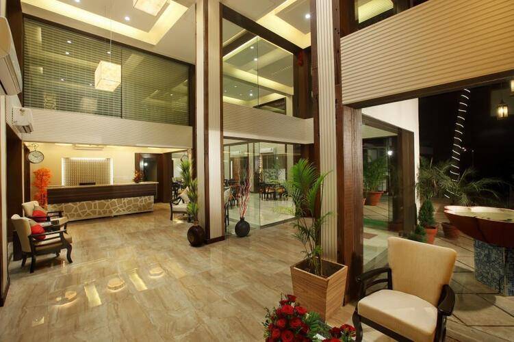 Turtle Beach Resort (Ex. Red Fox Hotel)